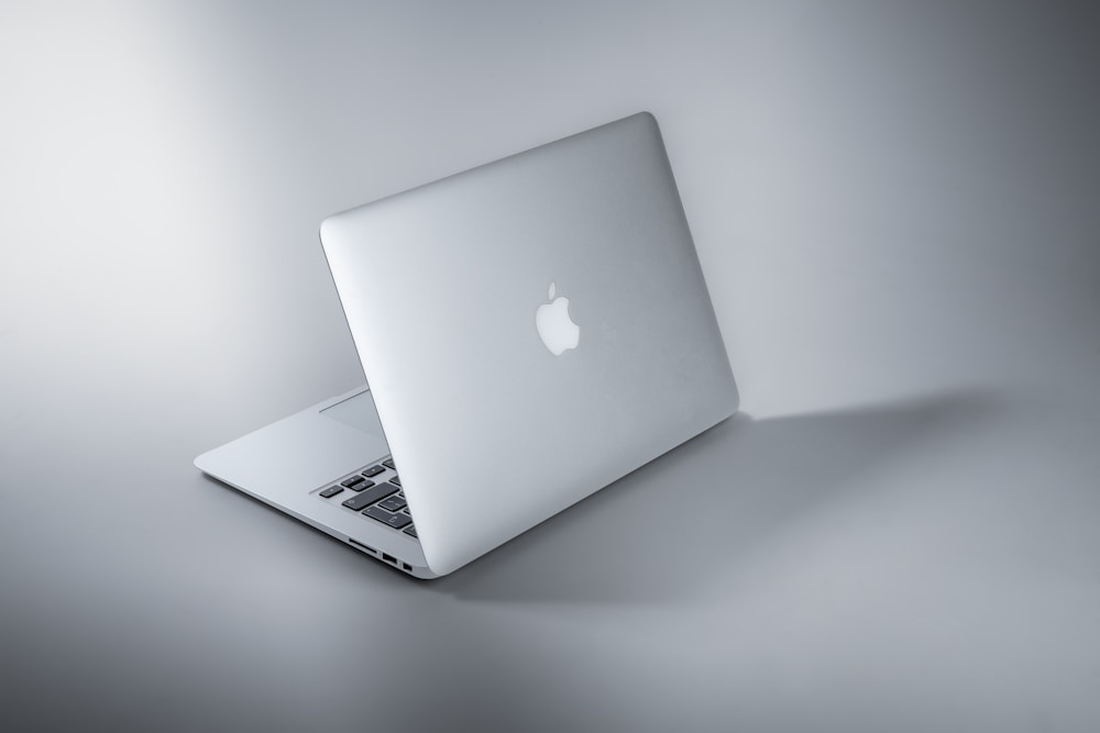 MacBook Pro 14" M4 Max (64GB / 2TB SSD)